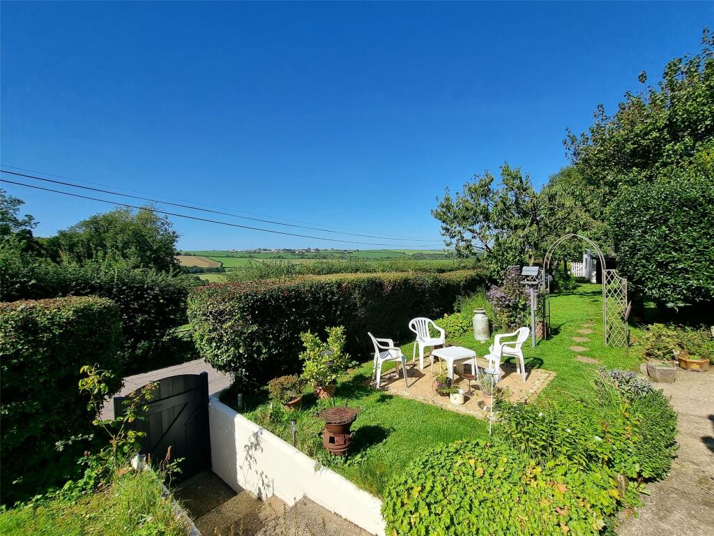 3 bedroom detached house for sale in Frithelstock, Torrington, Devon, EX38