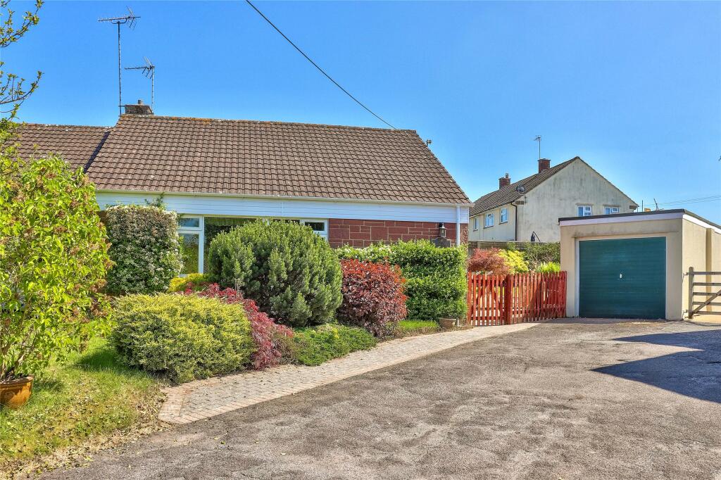 3 bedroom bungalow for sale in Langford Budville, Wellington, Somerset