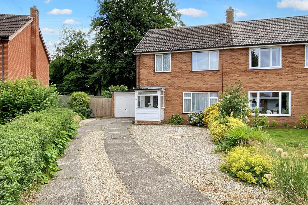 Main image of property: The Gables, Waterloo Road, Wellington, Somerset, TA21