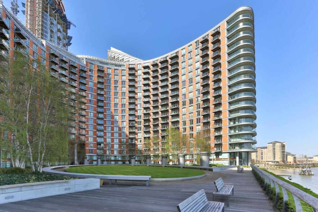 Main image of property: New Providence Wharf, London