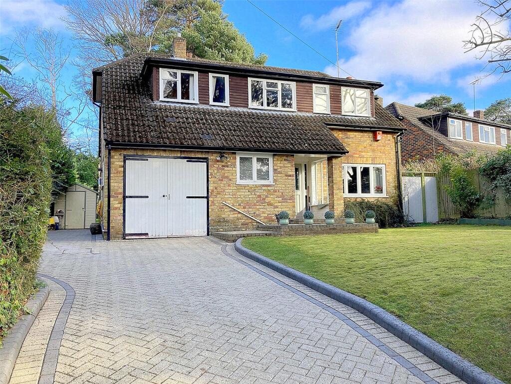 4 bedroom detached house for sale in Hillcrest Road, Camberley, Surrey