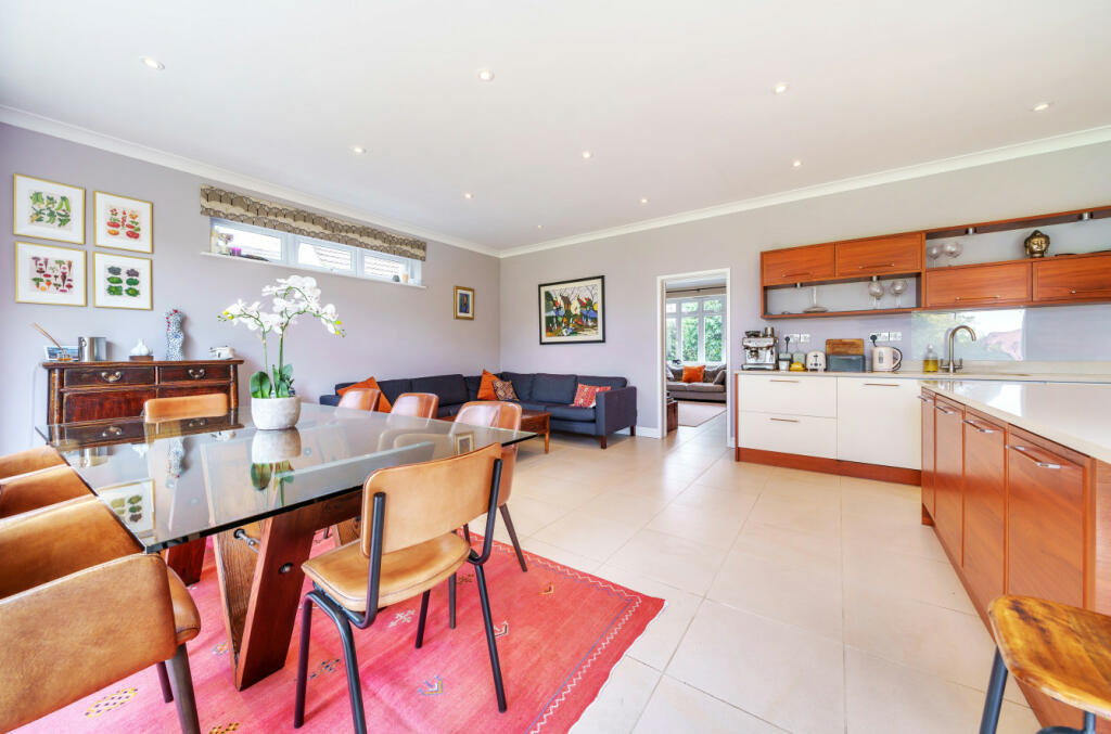 5 bedroom detached house for sale in Tekels Avenue, Camberley, Surrey, GU15