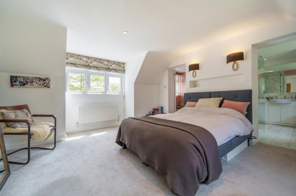 5 bedroom detached house for sale in Tekels Avenue, Camberley, Surrey, GU15