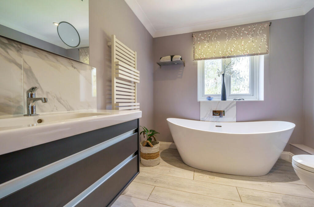 5 bedroom detached house for sale in Tekels Avenue, Camberley, Surrey, GU15