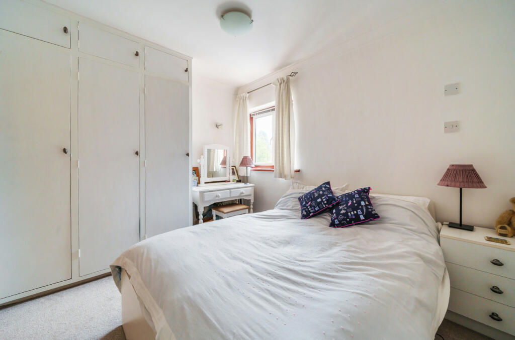 5 bedroom detached house for sale in Tekels Avenue, Camberley, Surrey, GU15