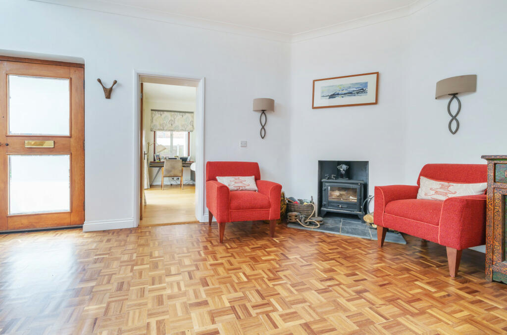 5 bedroom detached house for sale in Tekels Avenue, Camberley, Surrey, GU15