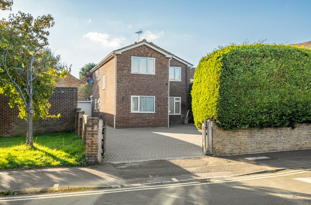 Main image of property: York Way, Sandhurst, Berkshire, GU47