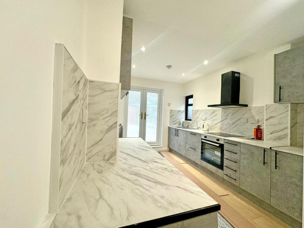 Main image of property: Green Lane, Ilford, Essex, IG1