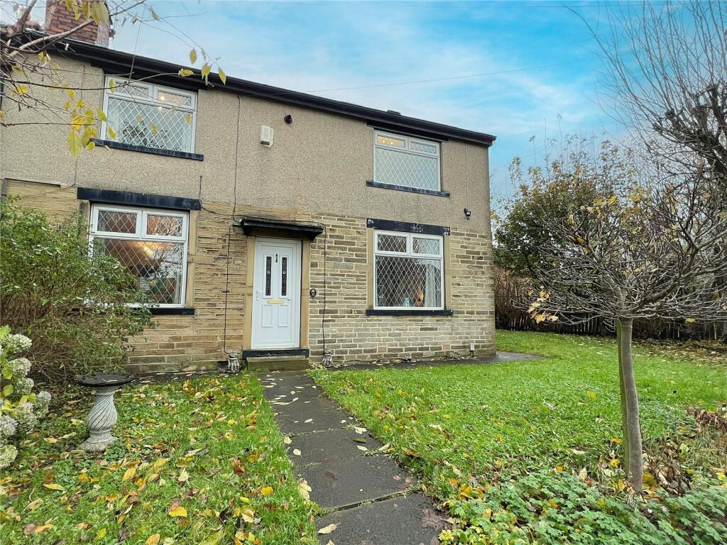 4 bedroom terraced house for sale in Winbrooke Terrace, Wibsey
