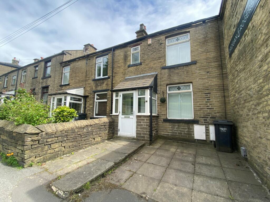 2 bedroom terraced house for sale in Witchfield Hill, Shelf, Halifax, HX3