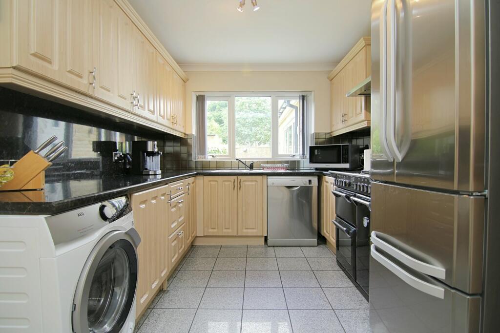 Additional property image - Roundhill Close, Queensbury, Bradford, BD13