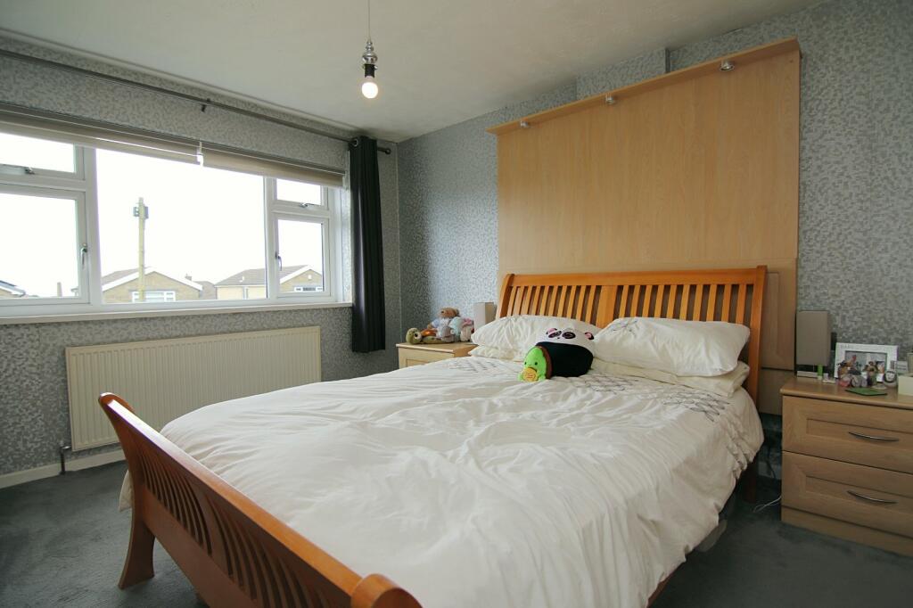 Additional property image - Roundhill Close, Queensbury, Bradford, BD13