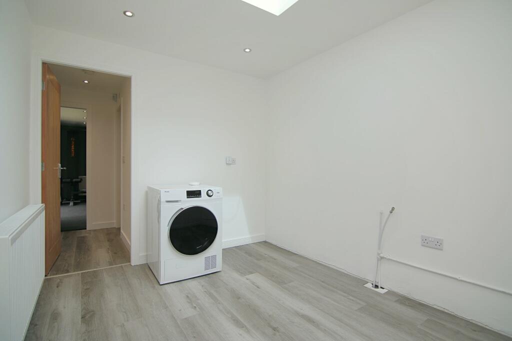 Additional property image - Roundhill Close, Queensbury, Bradford, BD13