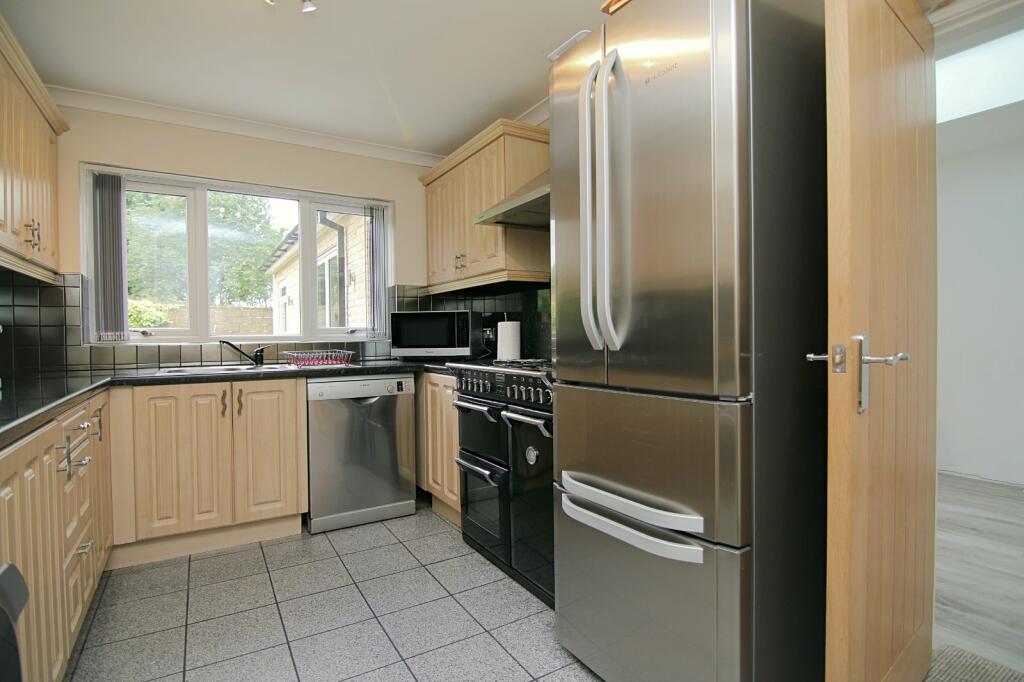 Additional property image - Roundhill Close, Queensbury, Bradford, BD13