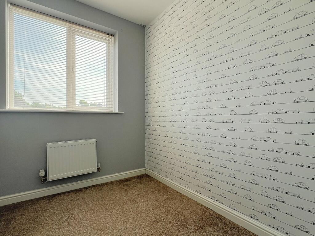 Additional property image - Royds Hall Drive, Woodside, Bradford, BD6