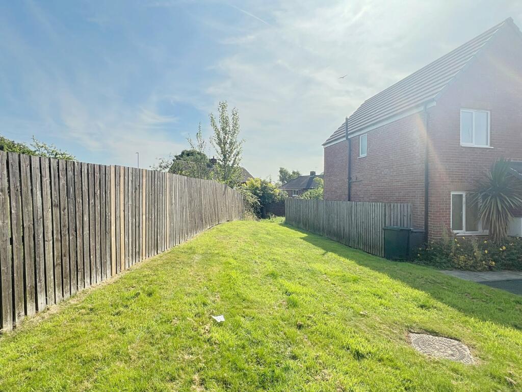 Additional property image - Royds Hall Drive, Woodside, Bradford, BD6