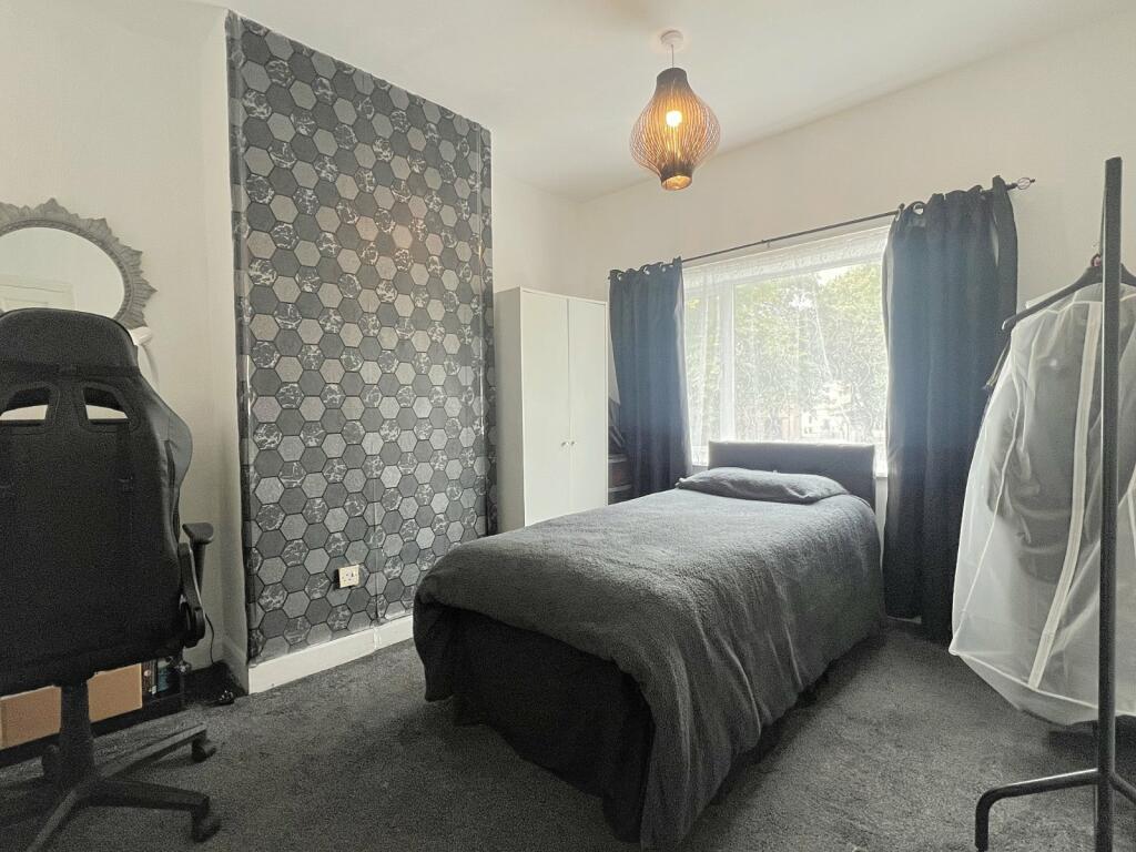 Additional property image - Great Horton Road, Great Horton, Bradford, BD7