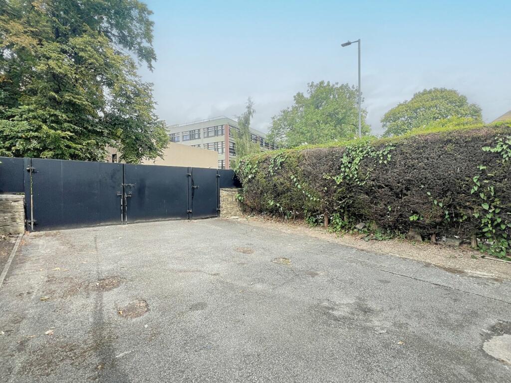 Additional property image - Great Horton Road, Great Horton, Bradford, BD7