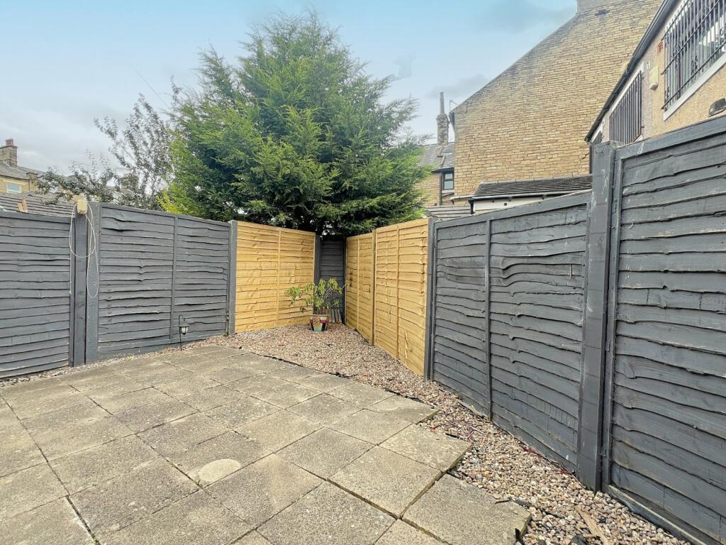 Additional property image - Great Horton Road, Great Horton, Bradford, BD7