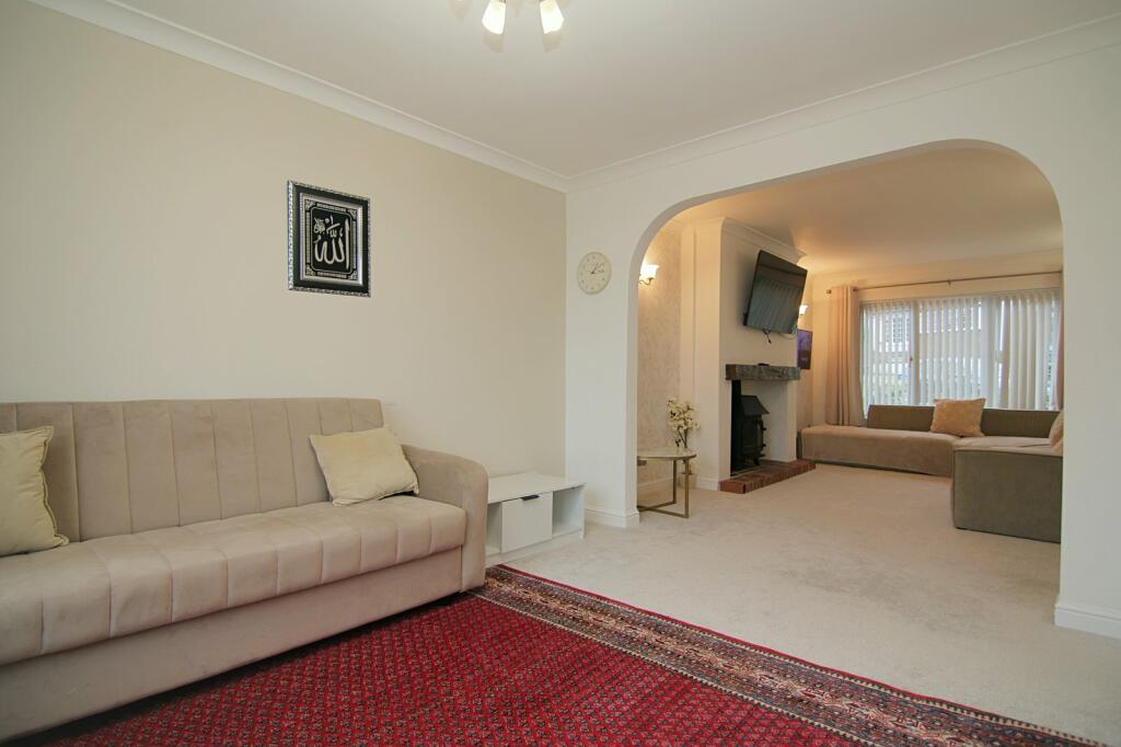 Additional property image - Coombe Hill, Queensbury, Bradford, BD13