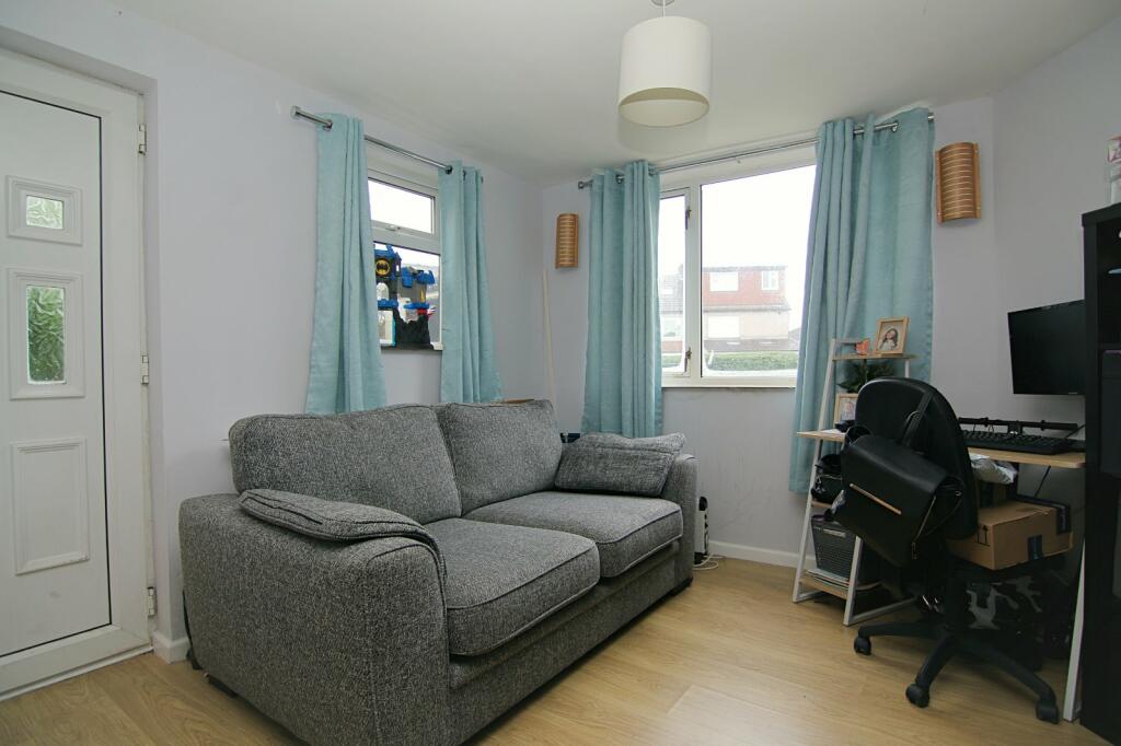 Additional property image - Farfield Grove, Wibsey, Bradford, BD6