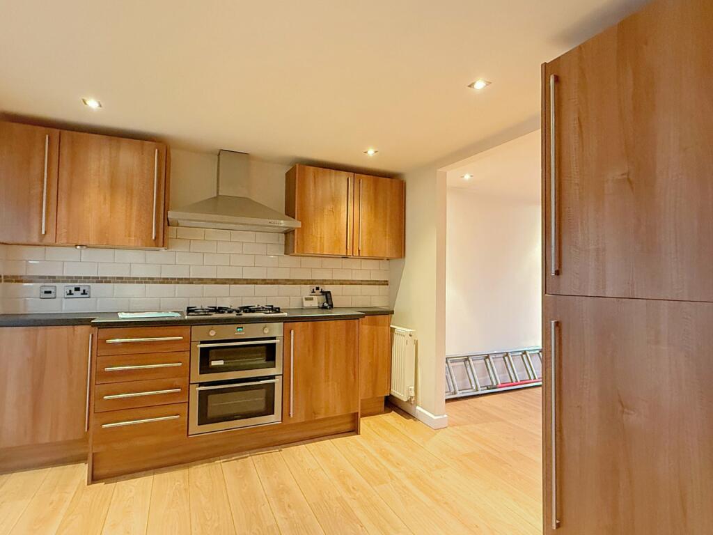 Additional property image - Wesley Avenue, Low Moor, Bradford, BD12