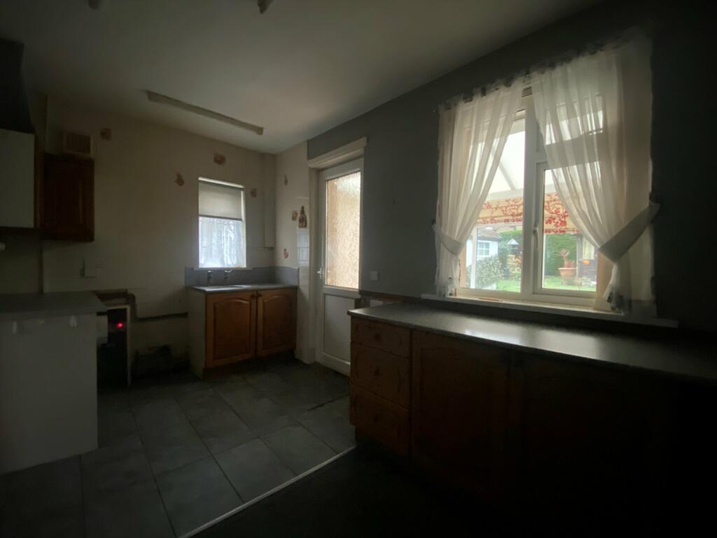 Additional property image - Mandale Road, Horton Bank Top, Bradford, BD6
