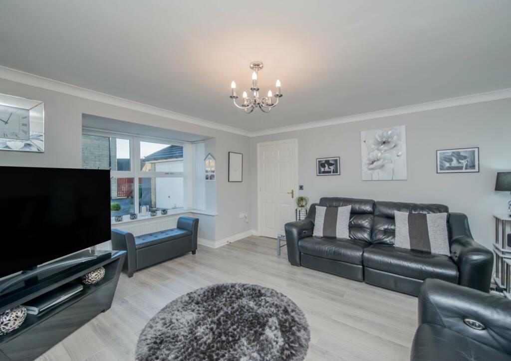 Additional property image - Winscar Avenue, Clayton Heights, Bradford, BD6