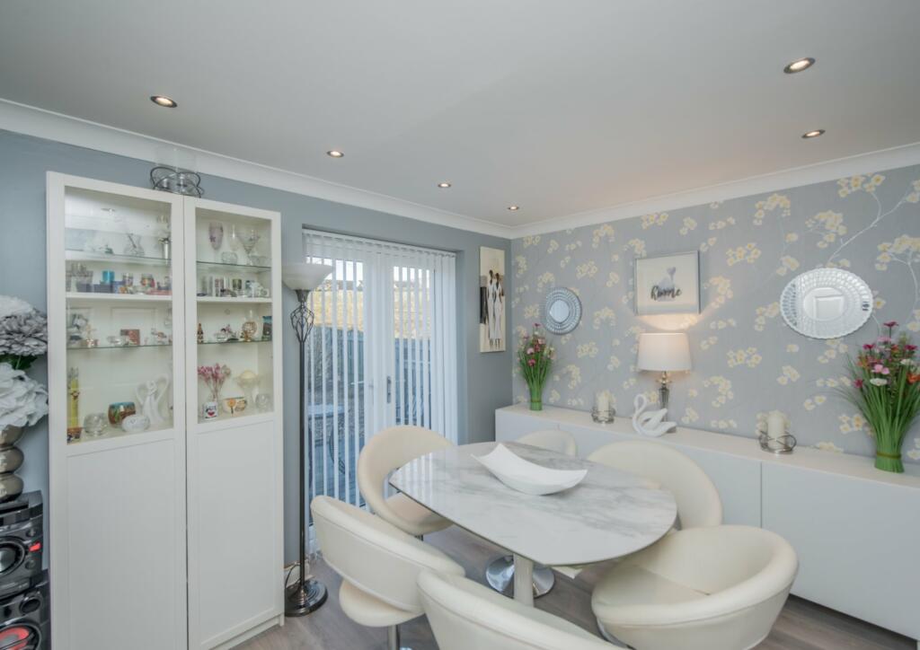 Additional property image - Winscar Avenue, Clayton Heights, Bradford, BD6
