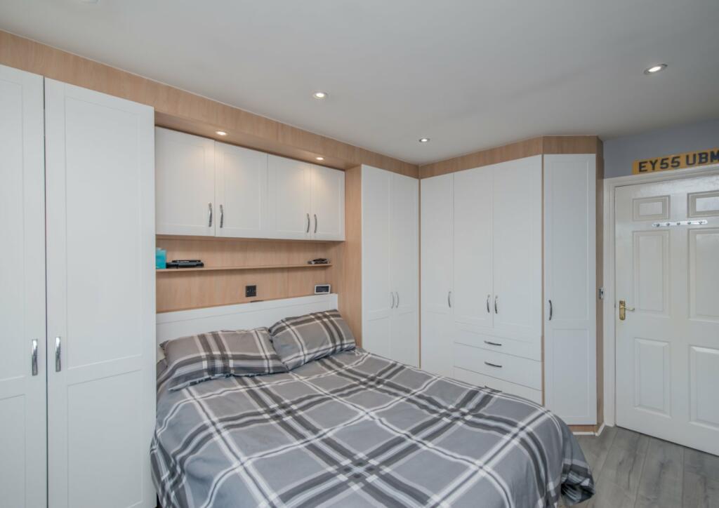 Additional property image - Winscar Avenue, Clayton Heights, Bradford, BD6
