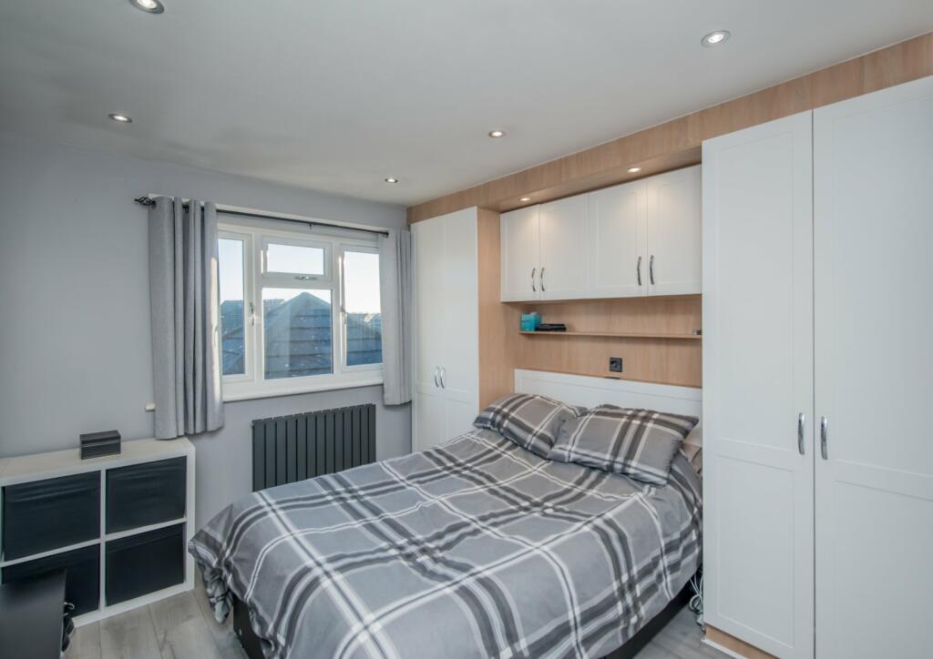 Additional property image - Winscar Avenue, Clayton Heights, Bradford, BD6