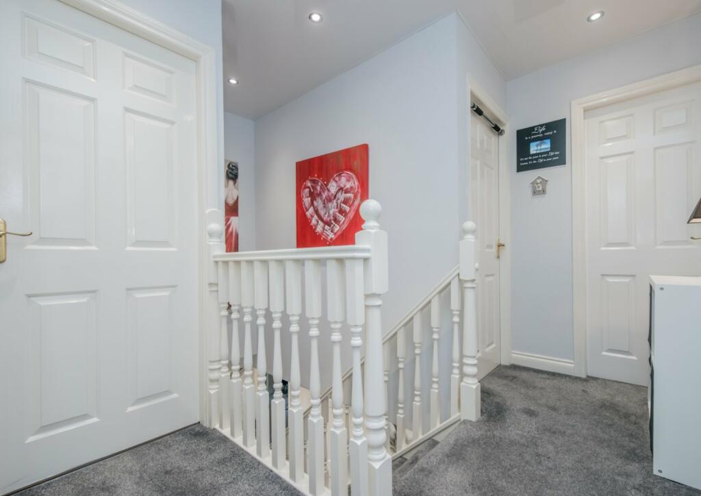 Additional property image - Winscar Avenue, Clayton Heights, Bradford, BD6