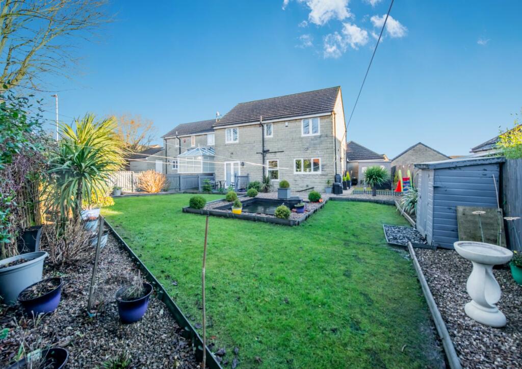 Additional property image - Winscar Avenue, Clayton Heights, Bradford, BD6