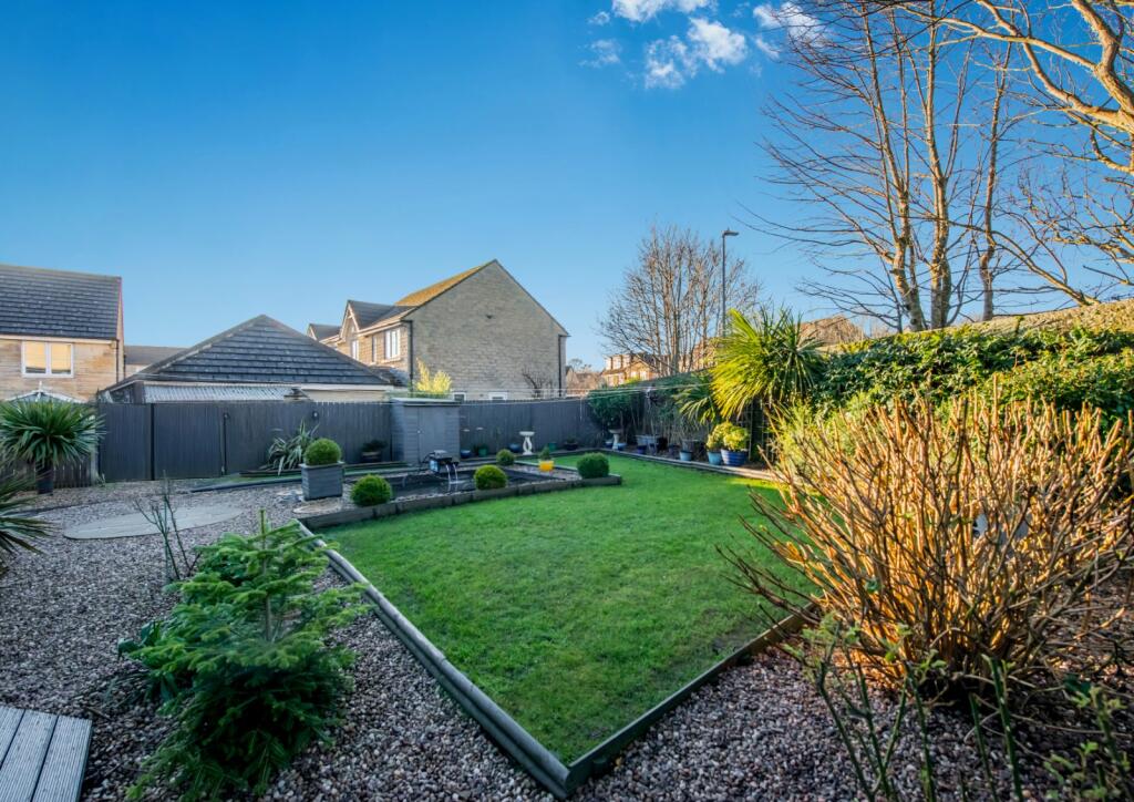 Additional property image - Winscar Avenue, Clayton Heights, Bradford, BD6