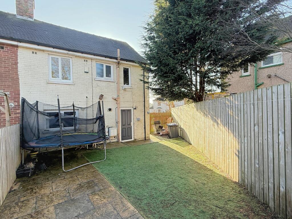 Additional property image - Saxton Avenue, Buttershaw, Bradford, BD6