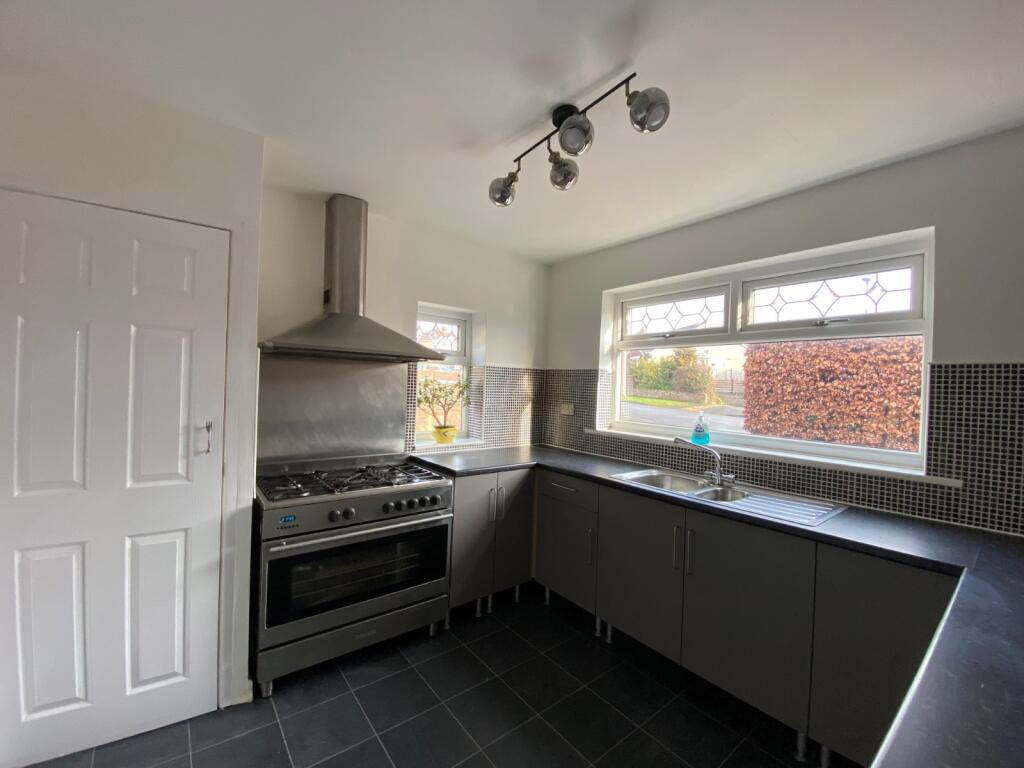 Additional property image - Belmont Avenue, Low Moor, Bradford, BD12