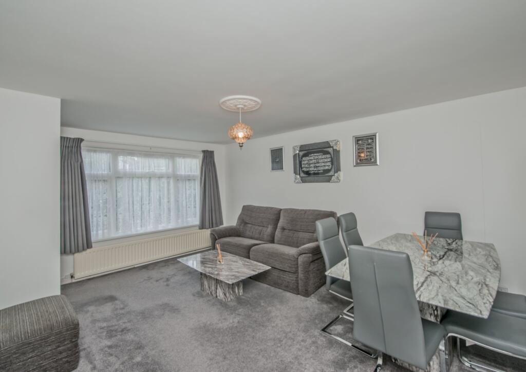 Additional property image - Glenrose Drive, Lidget Green, Bradford, BD7