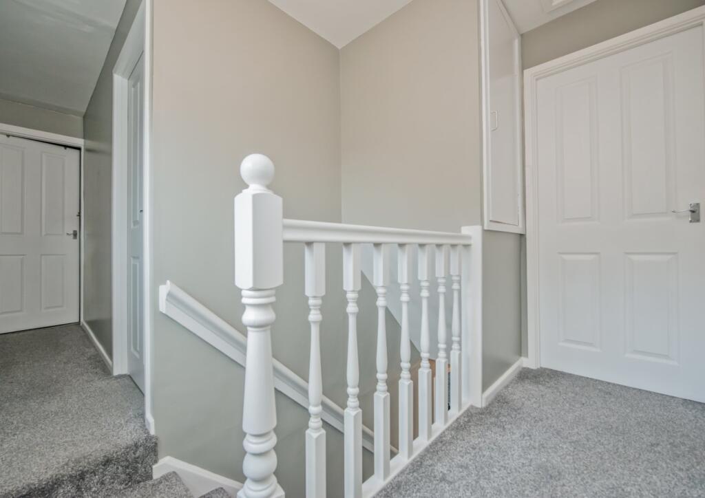 Additional property image - Glenrose Drive, Lidget Green, Bradford, BD7