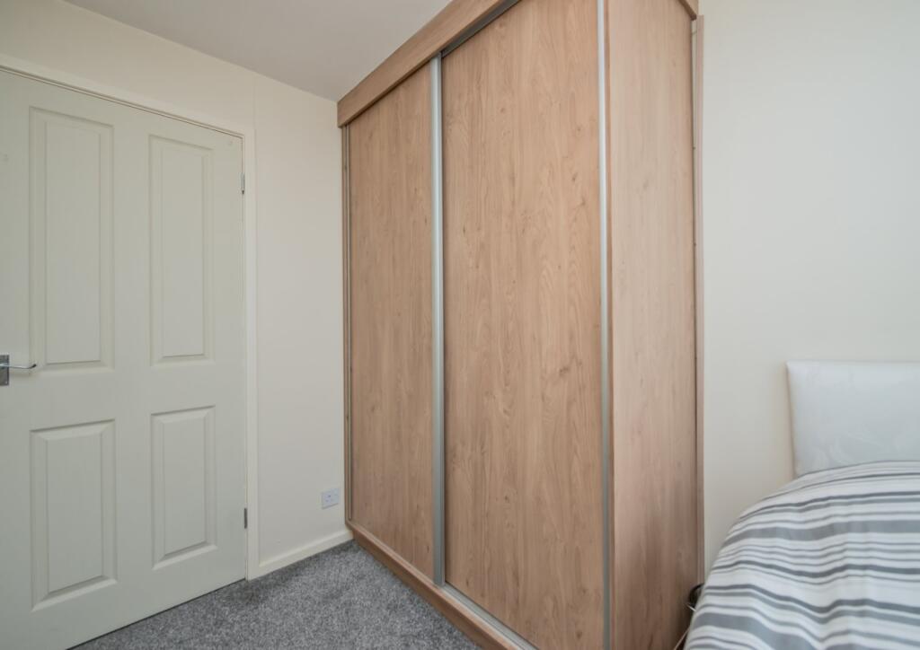 Additional property image - Glenrose Drive, Lidget Green, Bradford, BD7