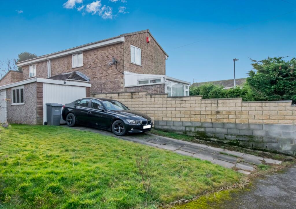 Additional property image - Glenrose Drive, Lidget Green, Bradford, BD7