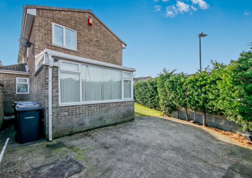 Additional property image - Glenrose Drive, Lidget Green, Bradford, BD7
