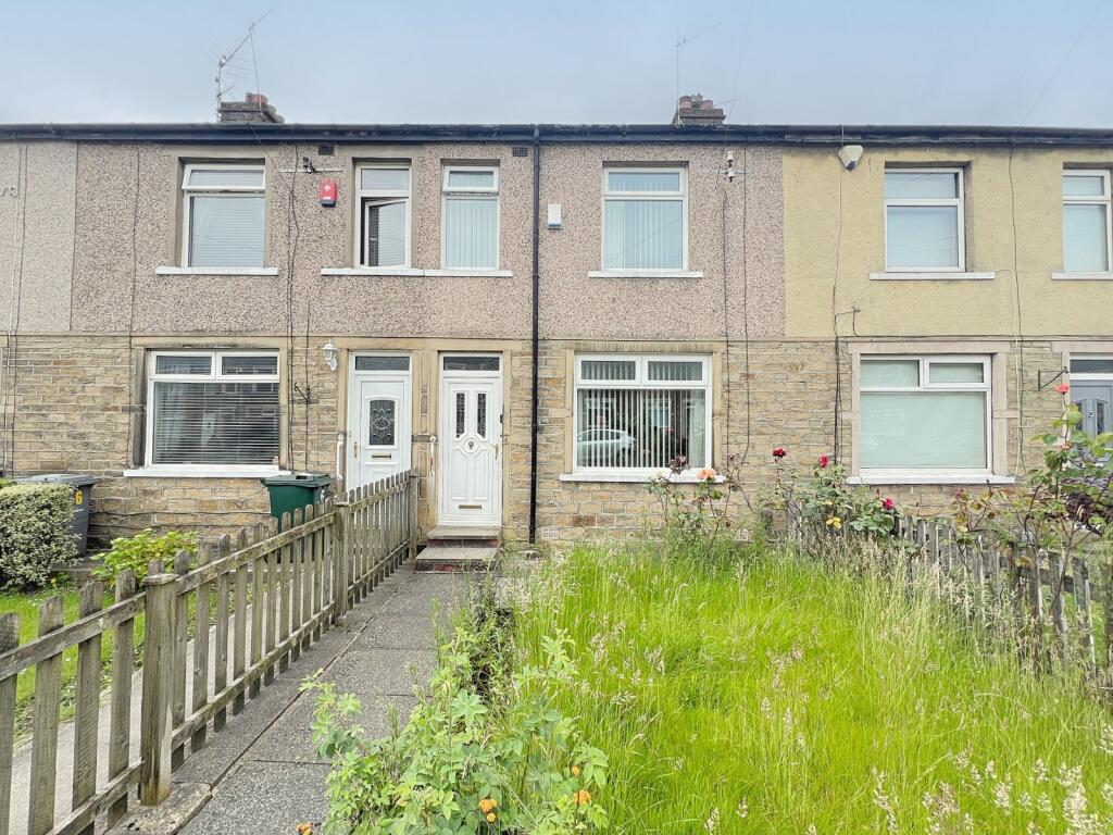 Main image of property: Carr Bottom Avenue, Bankfoot, Bradford, BD5