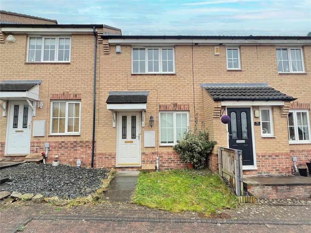 2 bedroom terraced house for sale in Little Hew Royd, Thackley