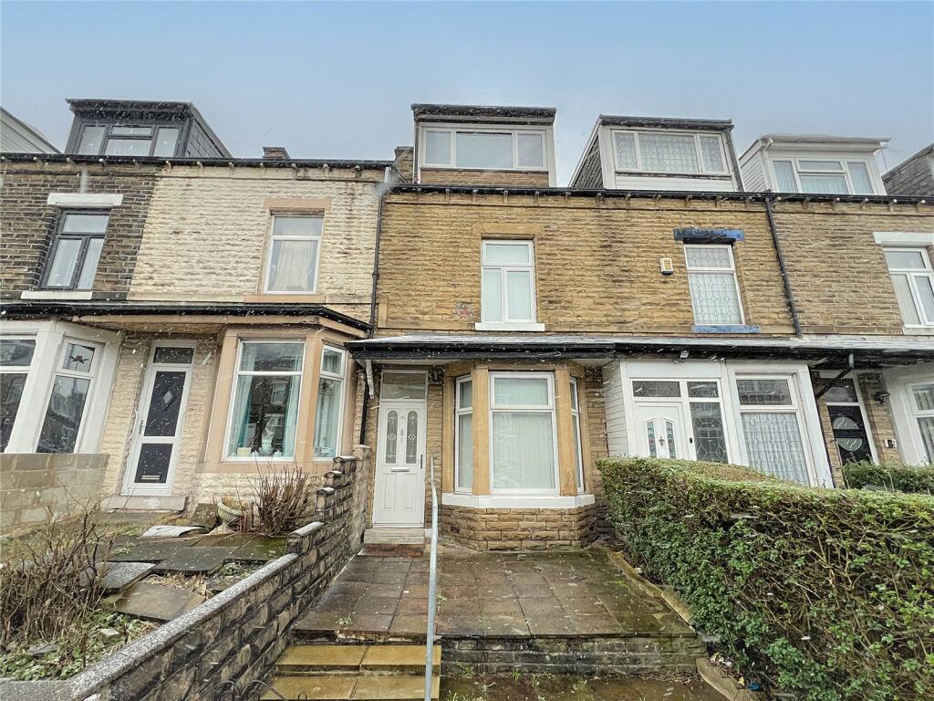 4 bedroom terraced house for sale in Westfield Road, Bradford, BD9