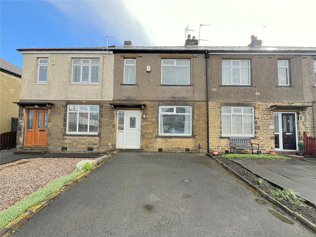 3 bedroom terraced house for sale in Idle Road, Bradford, BD2