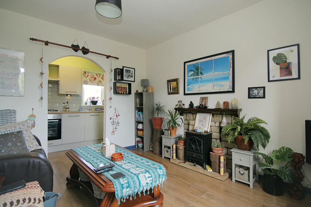 Additional property image - Idle Road, Bolton Junction, Bradford, BD2