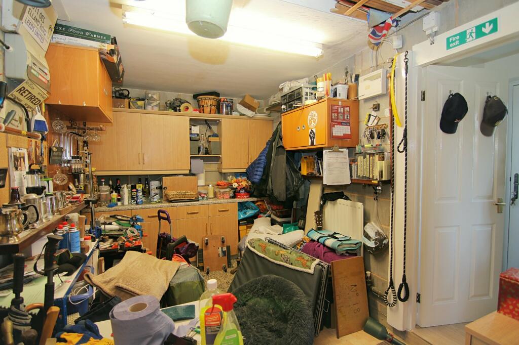 Additional property image - Croftlands, Idle, Bradford, BD10