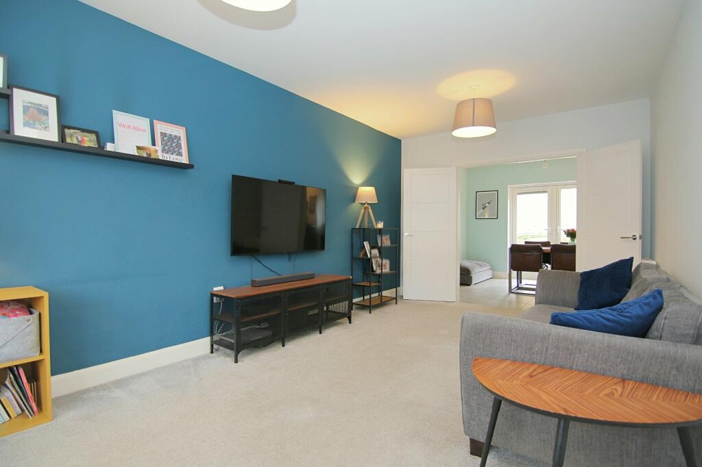 Additional property image - Dobson Rise, Apperley Bridge, Bradford, BD10