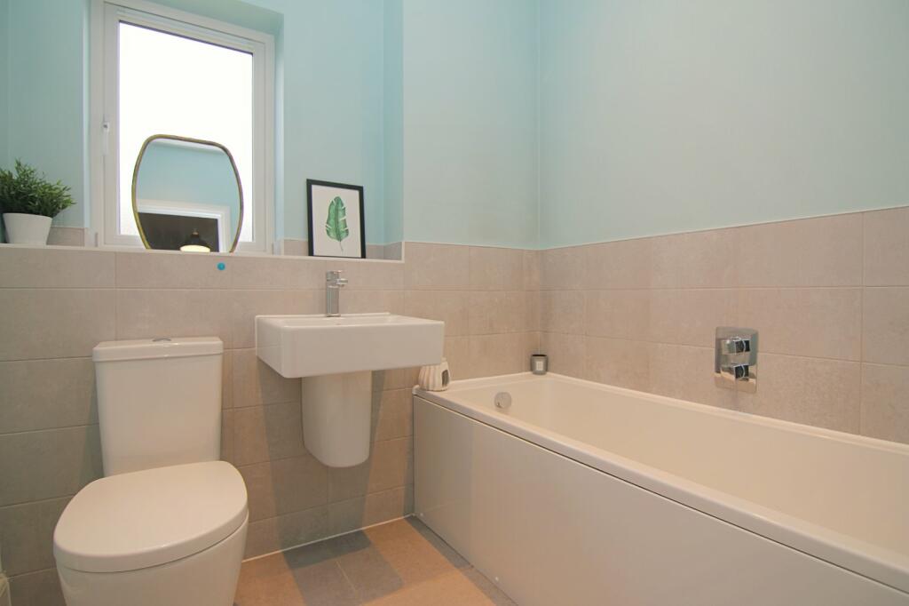 Additional property image - Dobson Rise, Apperley Bridge, Bradford, BD10