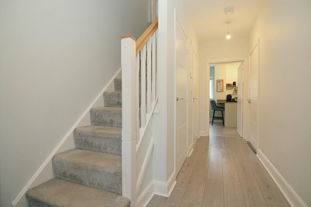 Additional property image - Dobson Rise, Apperley Bridge, Bradford, BD10